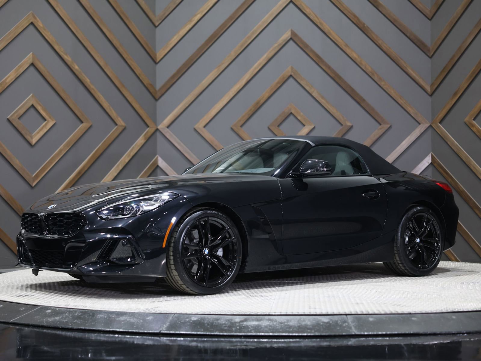 Used 2026 BMW Z4 sDrive30i w/ Convenience Package image 53