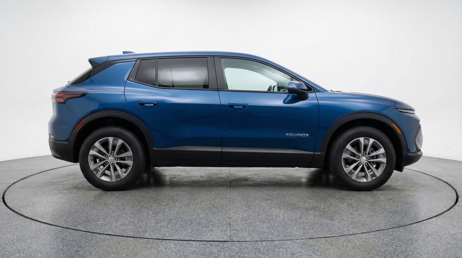 Used 2025 Chevrolet Equinox LT image 11