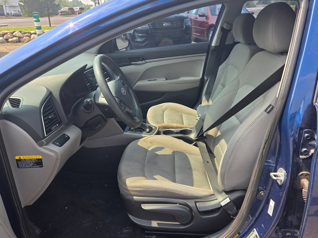 Used 2017 Hyundai Elantra SE FWD image 12