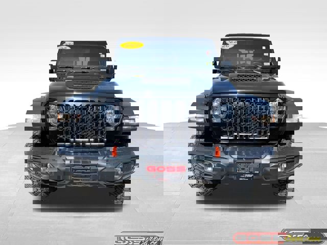 Used 2022 Jeep Gladiator Mojave w/ Cold Weather Group video 2