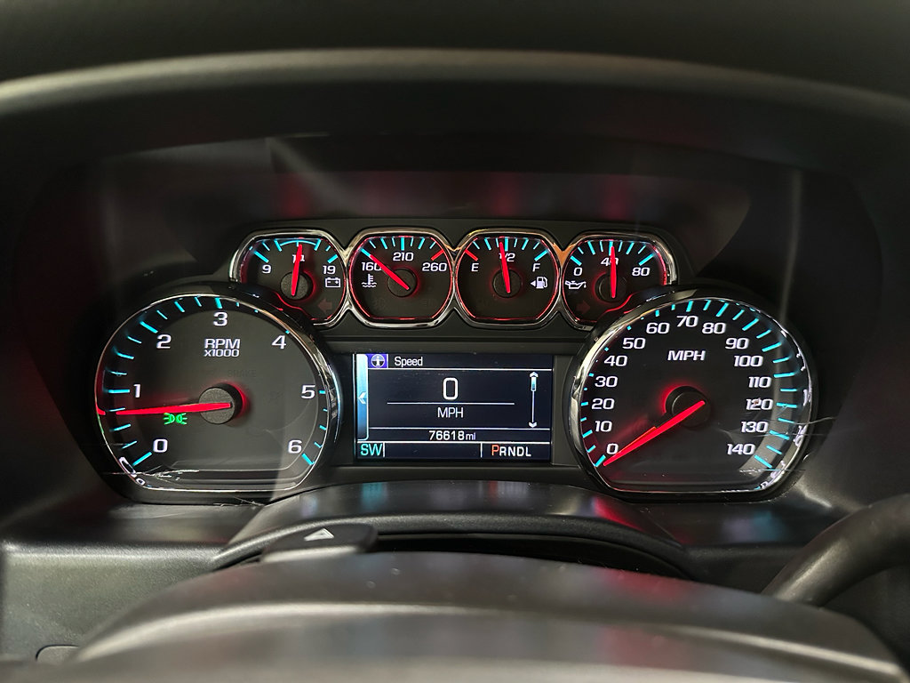 Used 2018 Chevrolet Silverado 1500 LT w/ All Star Edition image 31