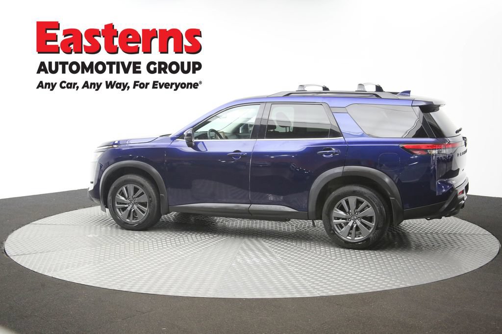 Used 2023 Nissan Pathfinder SV w/ SV Premium Package AWD/4WD image 63