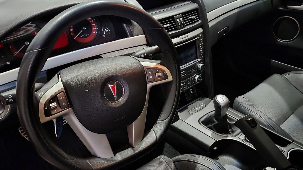 Used 2009 Pontiac G8 GXP RWD image 29