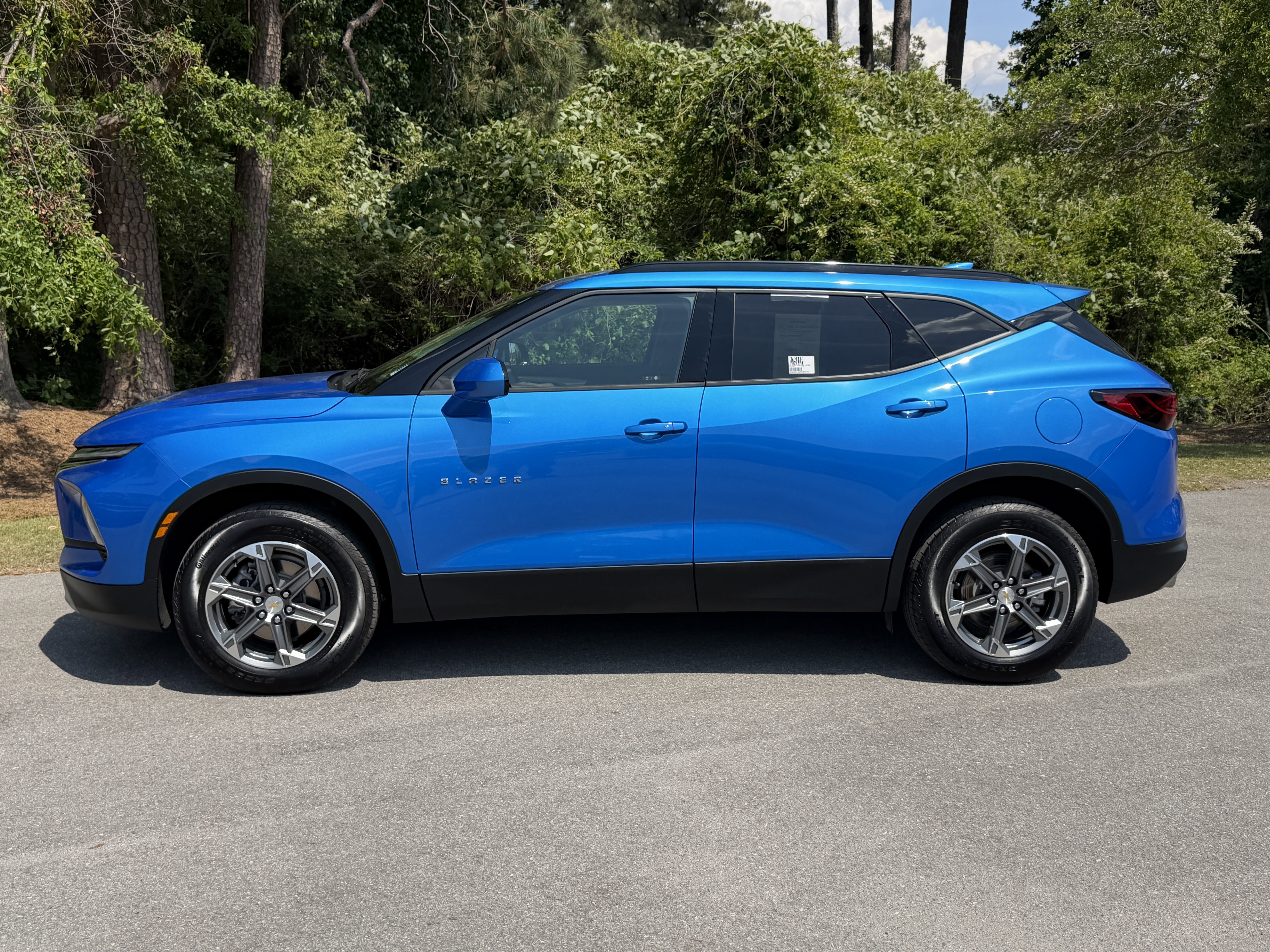 Used 2024 Chevrolet Blazer LT w/ Convenience Package FWD image 39