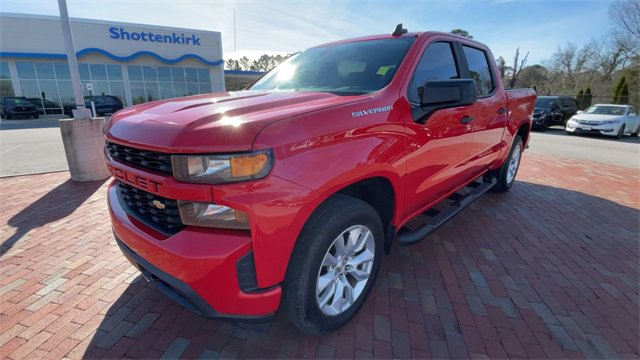 Used 2020 Chevrolet Silverado 1500 Custom w/ Custom Value Package image 5
