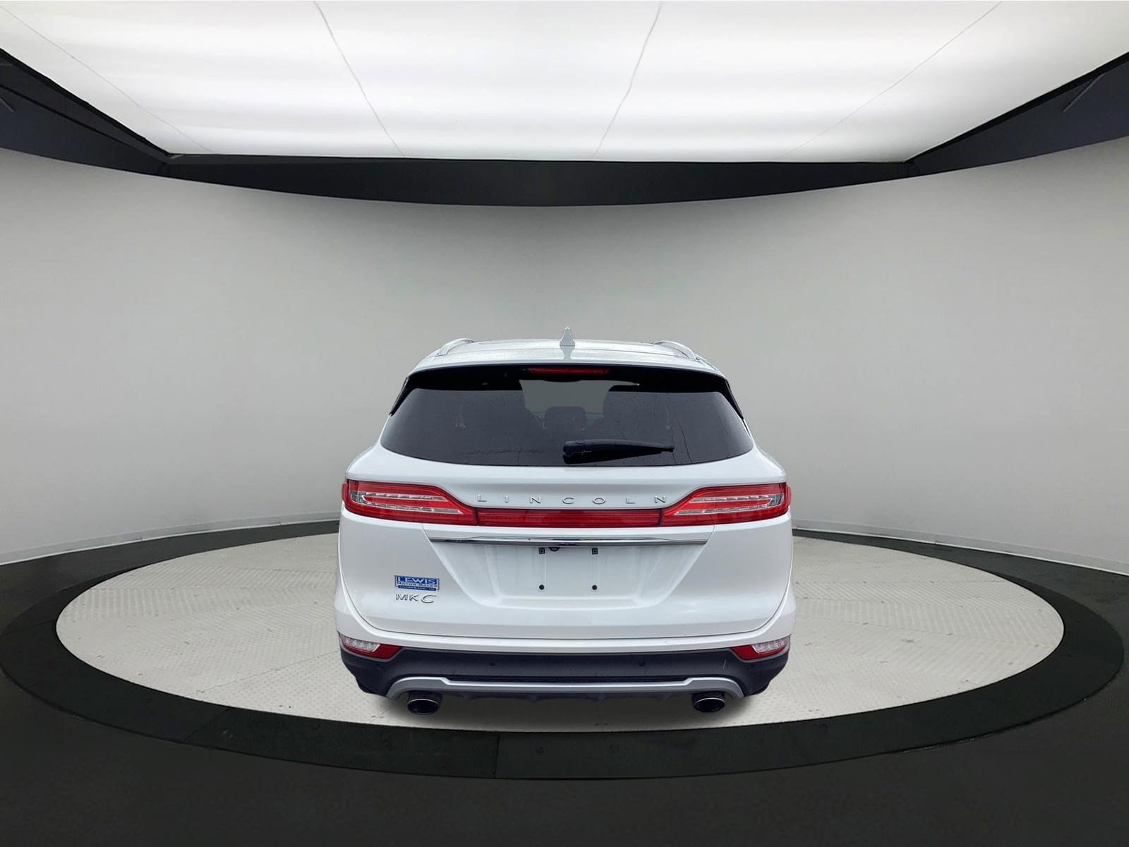 Used 2019 Lincoln MKC Select w/ Select Plus Package AWD/4WD image 7