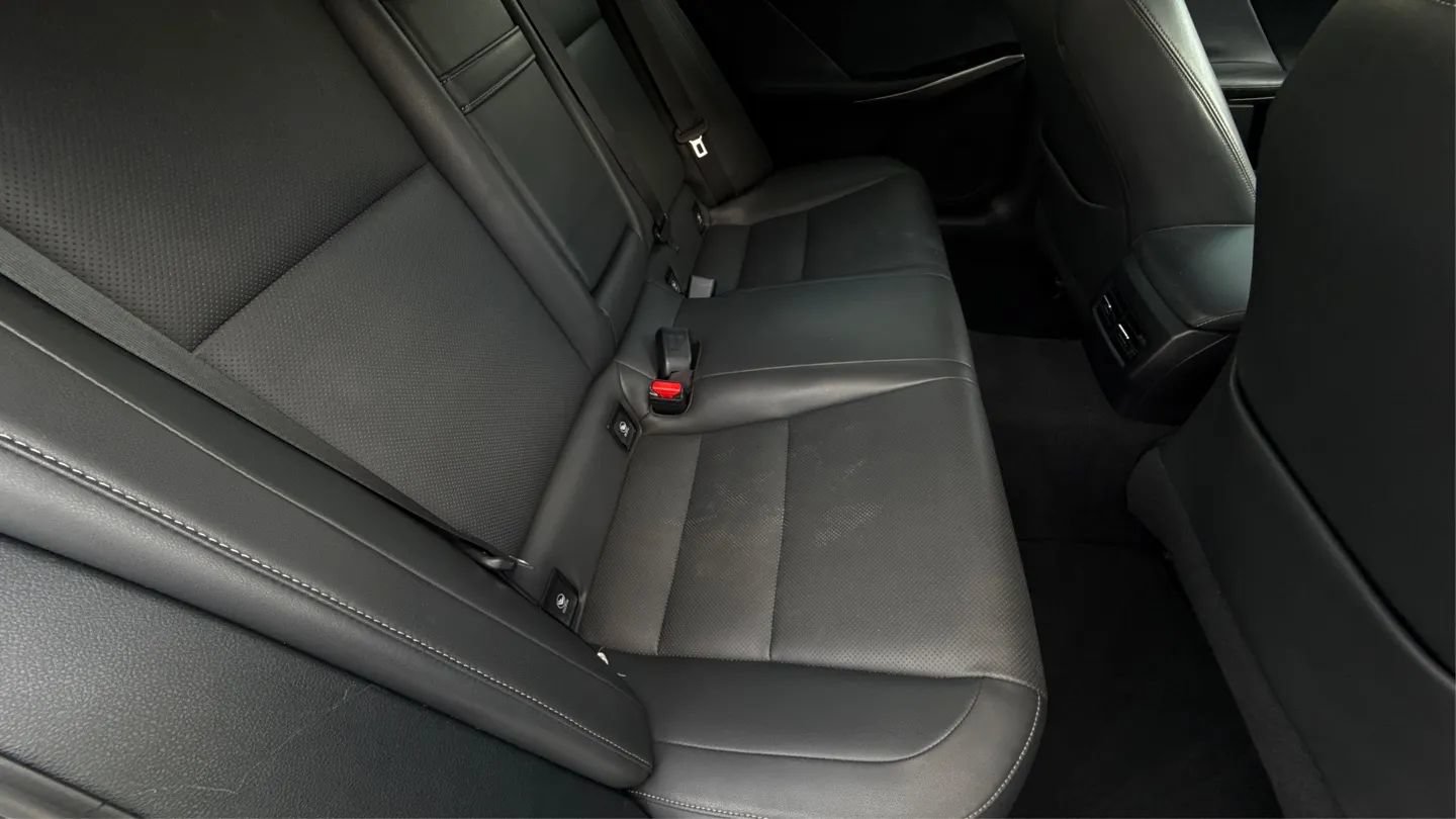 Used 2015 Lexus IS 250 RWD image 21
