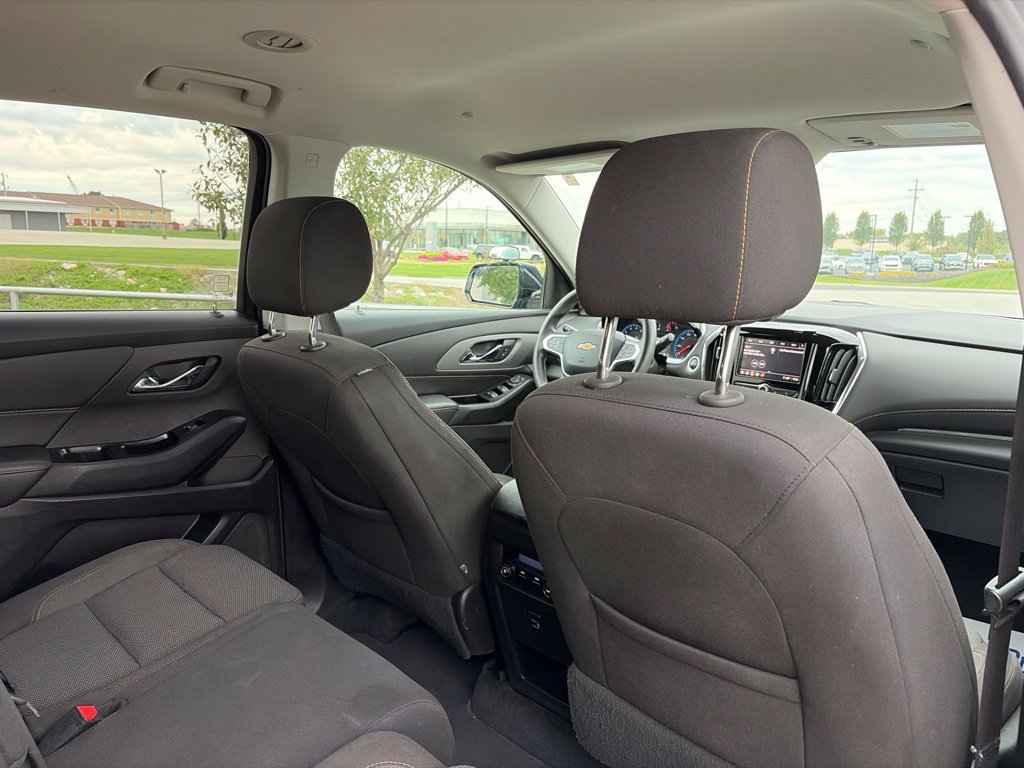 Used 2020 Chevrolet Traverse LS FWD image 31
