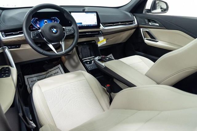 Certified 2025 BMW X1 xDrive28i AWD/4WD image 20