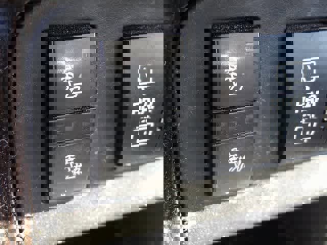 Used 2015 Chevrolet Traverse LT w/ Style and Technology Package image 16