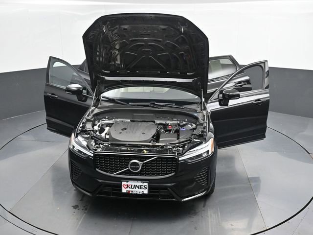 Used 2023 Volvo XC60 B5 Plus w/ Protection Package Premier image 63
