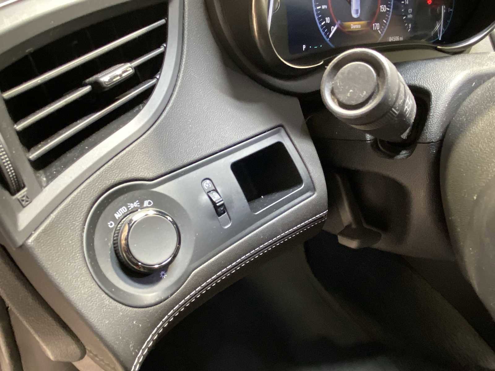 Used 2014 Buick LaCrosse Leather image 27