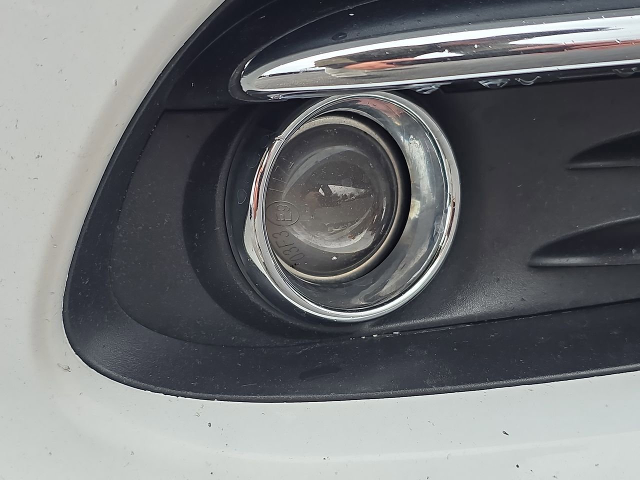Used 2014 Chrysler Town & Country Limited w/ Luxury Group FWD image 11