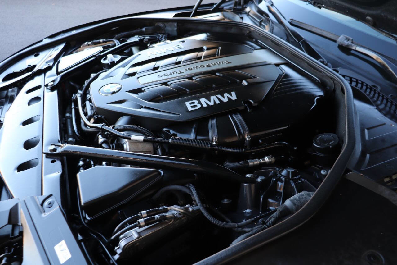 Used 2013 BMW 750Li image 13