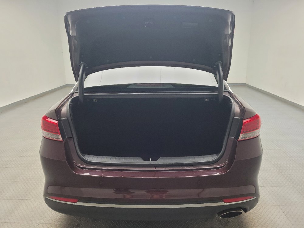 Used 2018 Kia Optima LX FWD image 29