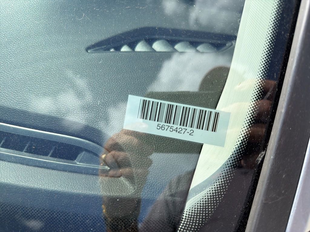 Used 2025 Volkswagen Jetta S image 5