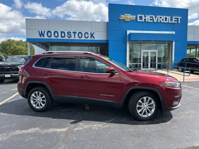 Used 2019 Jeep Cherokee Latitude w/ Popular Appearance Group image 2