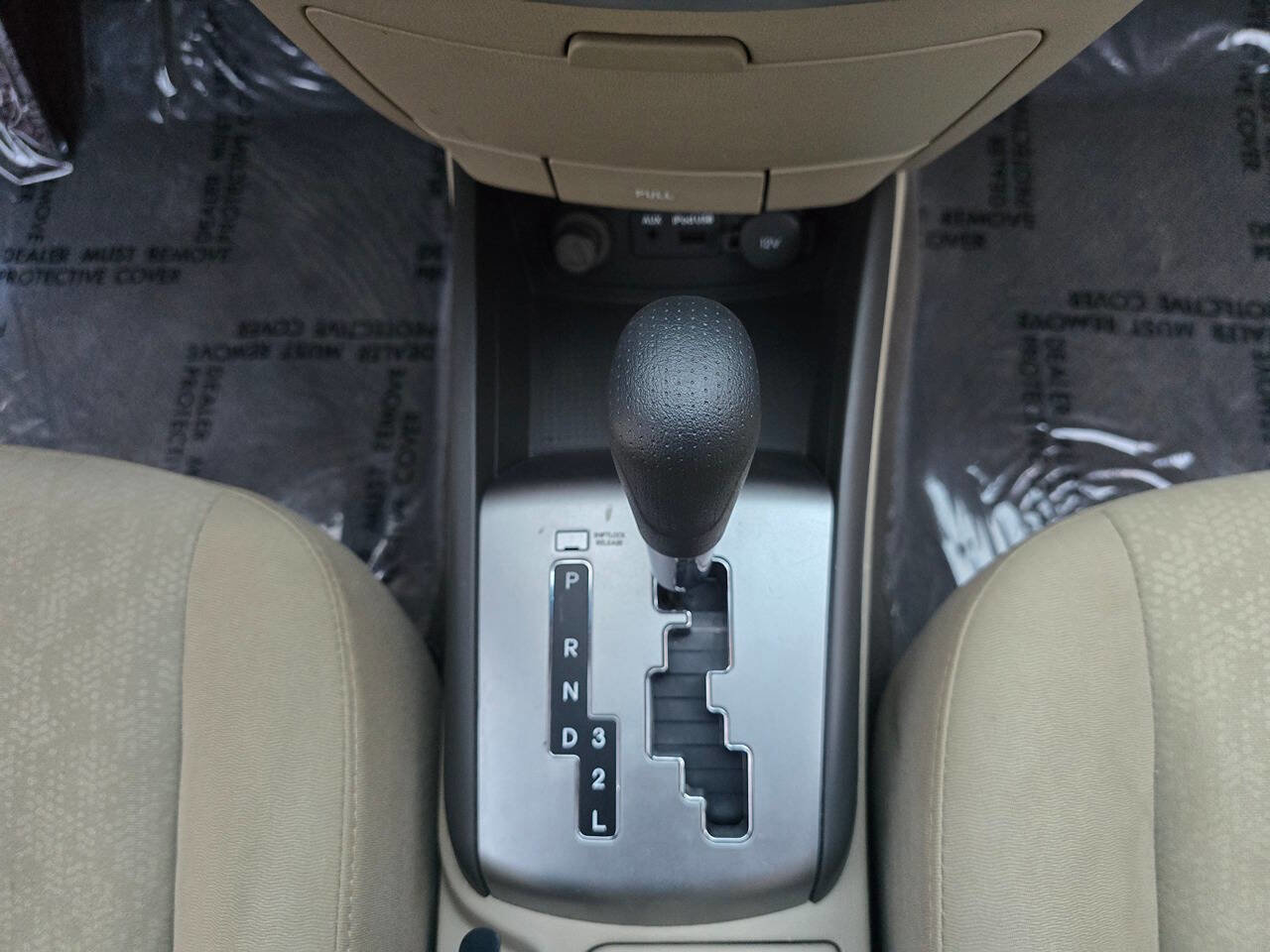 Used 2010 Hyundai Elantra GLS FWD image 26
