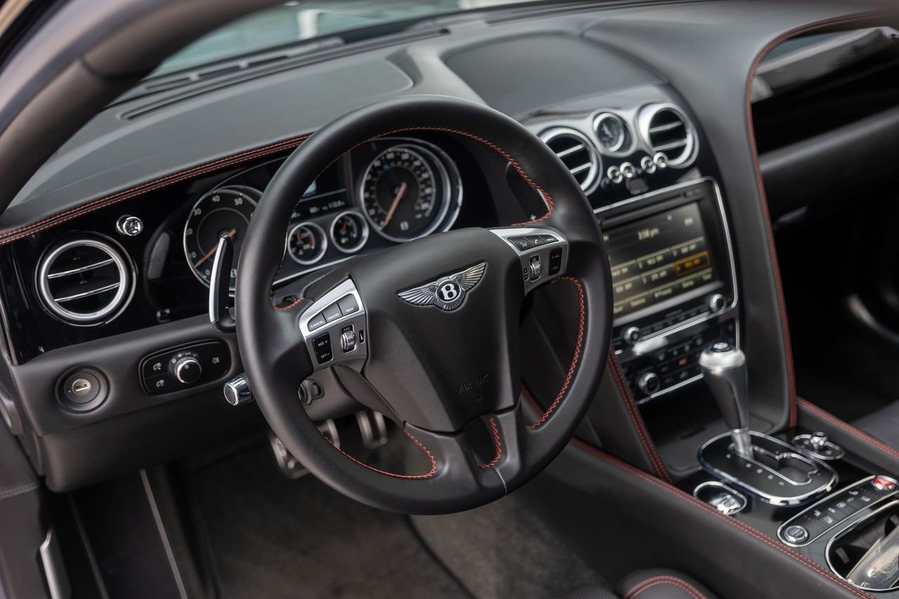 Used 2018 Bentley Flying Spur S V8 AWD/4WD image 23