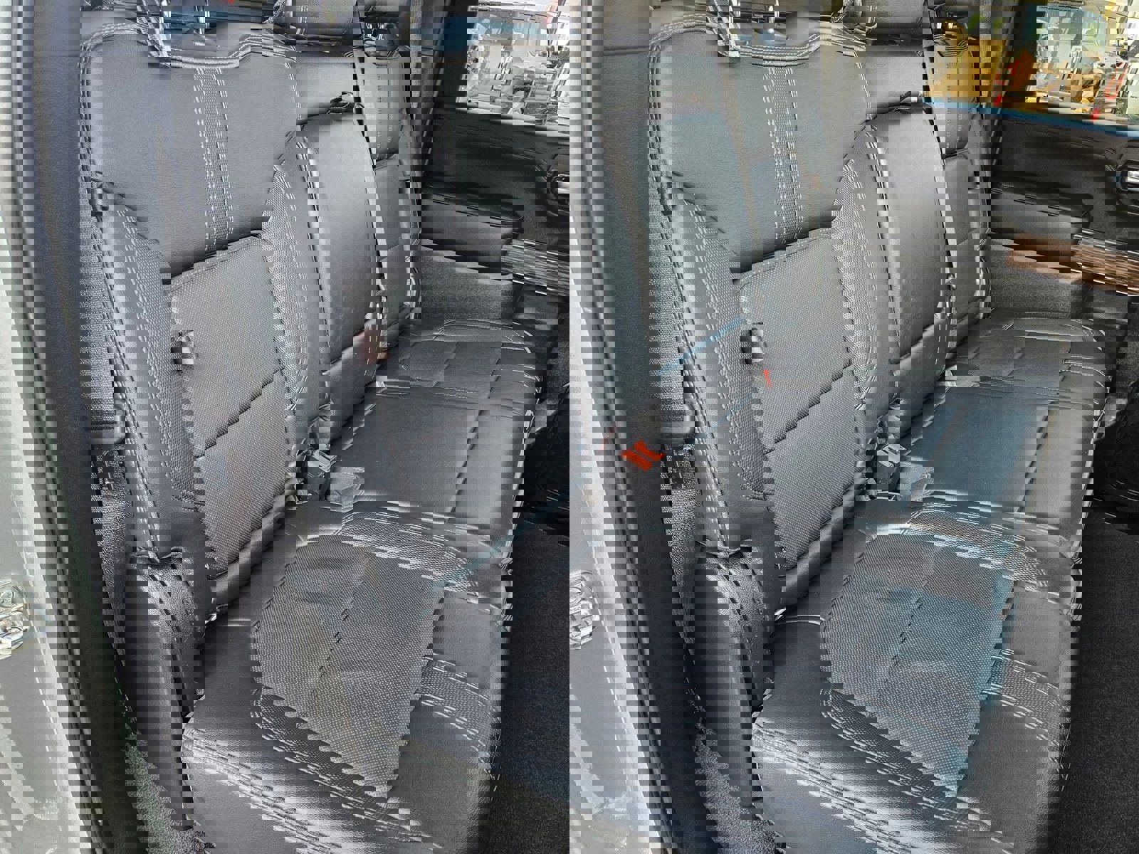 Used 2023 Chevrolet Silverado 2500 High Country image 29