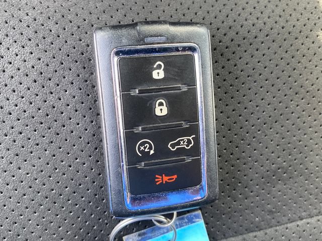 Used 2023 Jeep Grand Cherokee Altitude AWD/4WD image 25