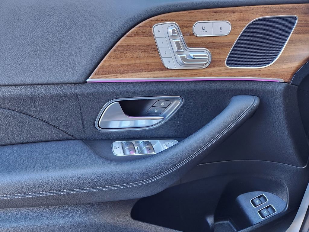 Certified 2025 Mercedes-Benz GLE 450e 4MATIC image 22