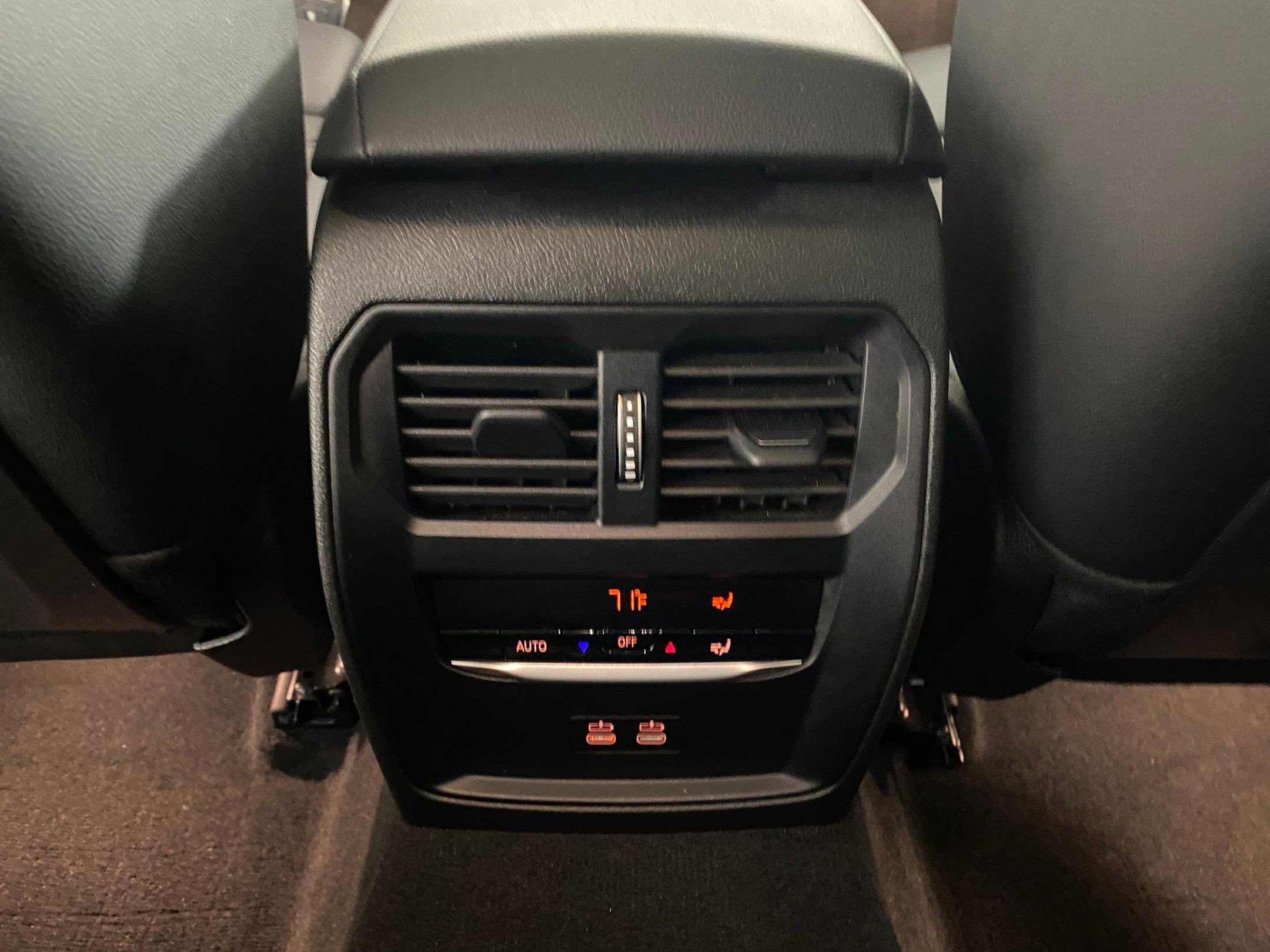 Used 2024 BMW M340i xDrive w/ Driving Assistance Package image 29