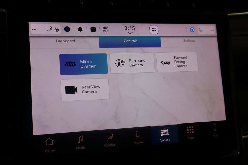 Used 2024 Jeep Grand Cherokee Limited w/ Luxury Tech Group II image 38