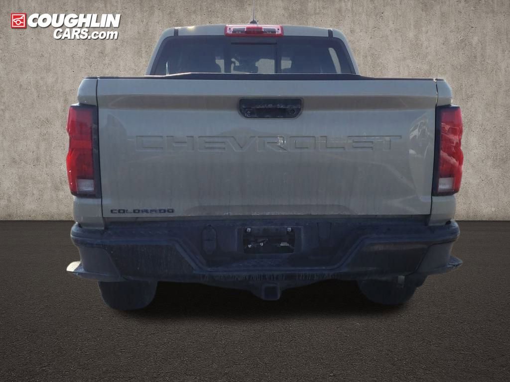 Used 2023 Chevrolet Colorado Z71 w/ Z71 Convenience Package 2 image 5