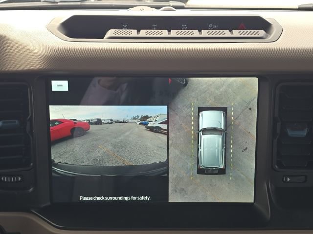 Used 2023 Ford Bronco Wildtrak image 33