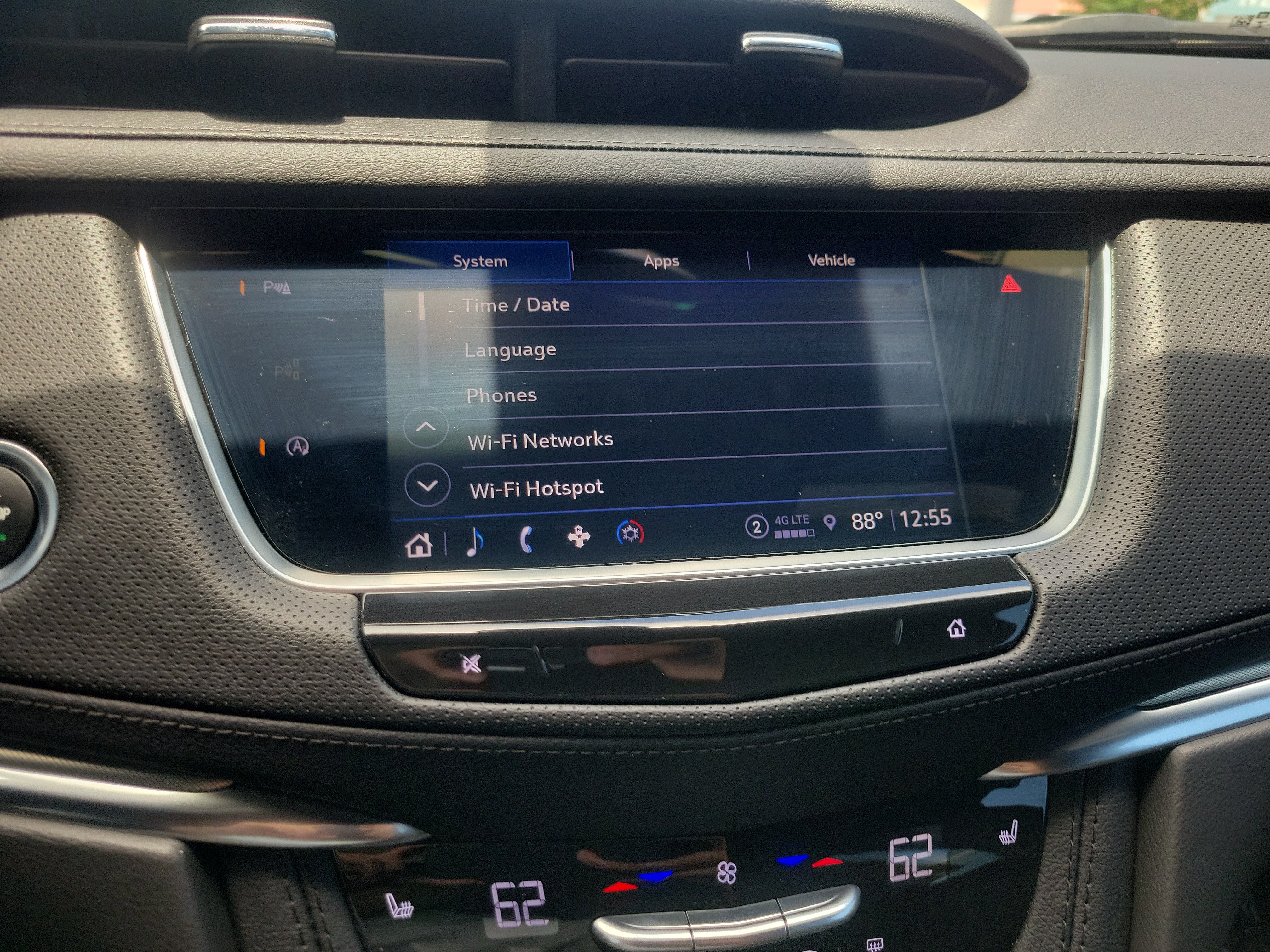 Certified 2024 Cadillac XT5 Luxury w/ LPO, Floor Liner Package FWD image 20