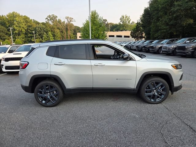 New 2026 Jeep Compass Latitude AWD/4WD image 10