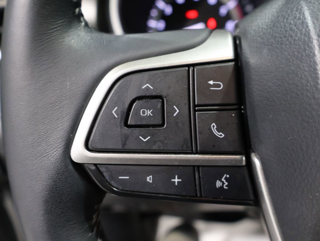 Certified 2022 Toyota Highlander XLE image 31