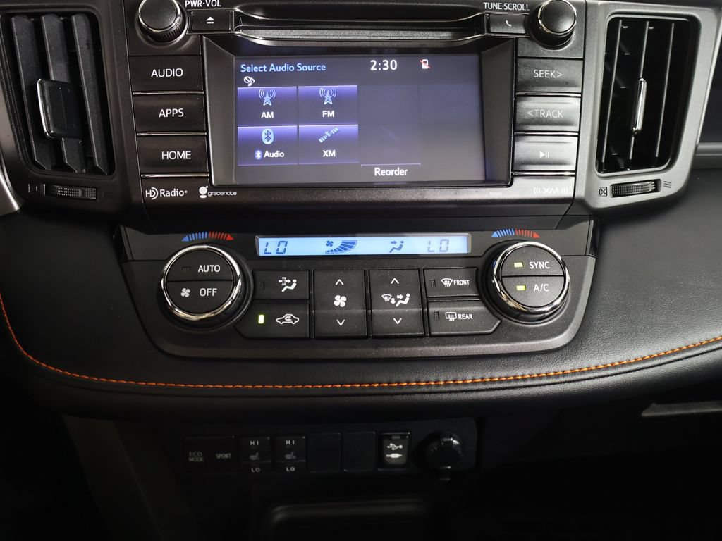 Used 2017 Toyota RAV4 SE AWD/4WD image 47