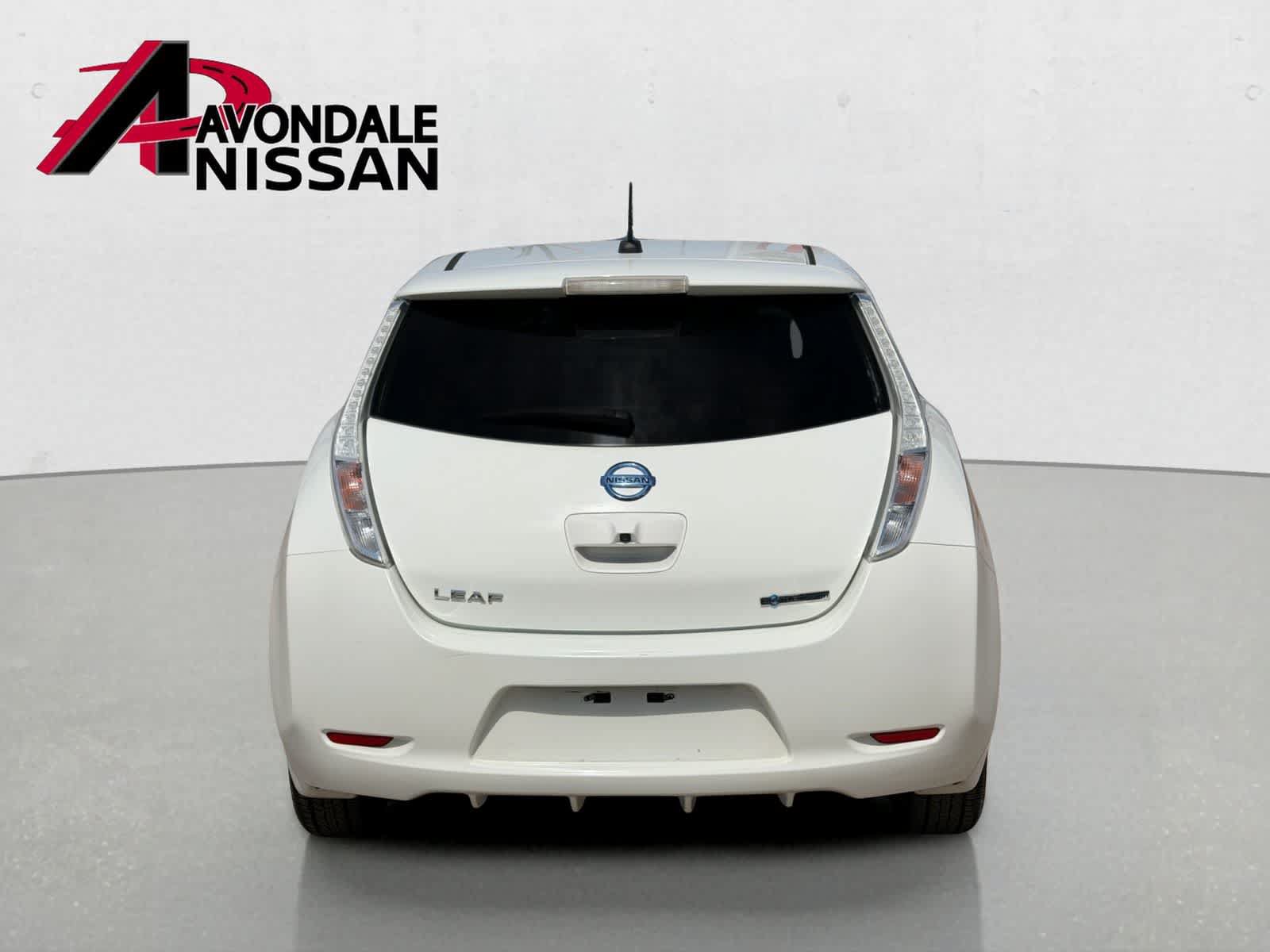 Certified 2017 Nissan Leaf S w/ Charge Package FWD image 5