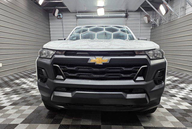 Used 2024 Chevrolet Colorado W/T w/ WT Convenience Package II AWD/4WD image 4