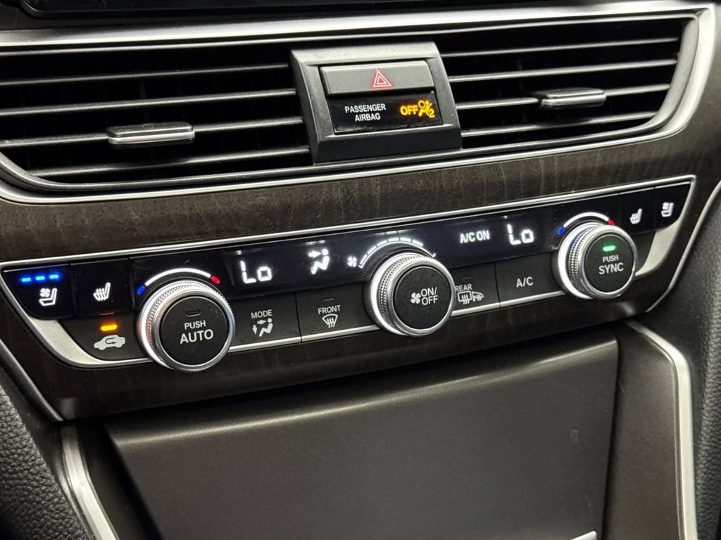 Used 2021 Honda Accord Touring image 19