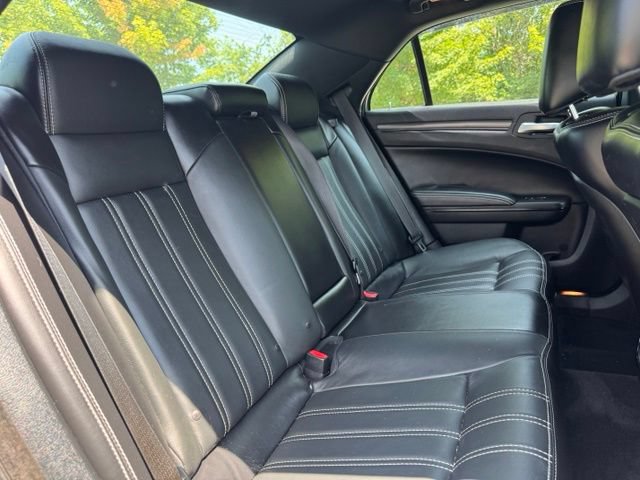 Used 2015 Chrysler 300 S w/ 300S Premium Group RWD image 12