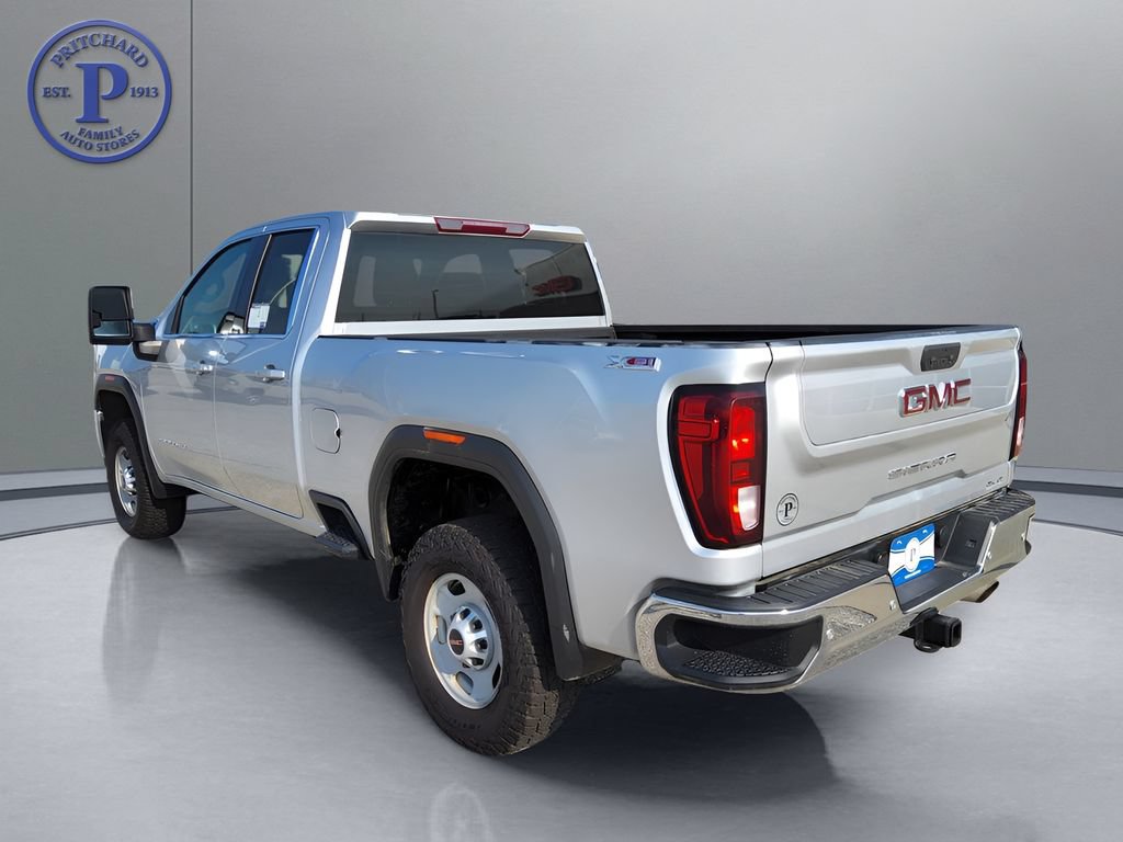 Used 2022 GMC Sierra 2500 SLE w/ X31 Off-Road Package AWD/4WD image 8