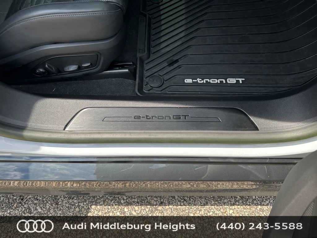 Certified 2023 Audi e-tron GT Premium Plus AWD/4WD image 21