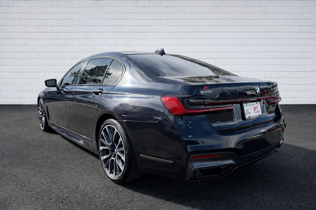 Used 2022 BMW 740i w/ M Sport Package image 6