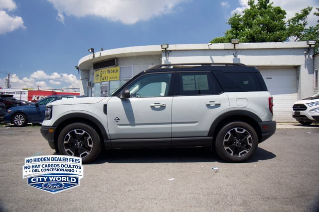 Certified 2022 Ford Bronco Sport Outer Banks w/ Tech Package AWD/4WD image 5