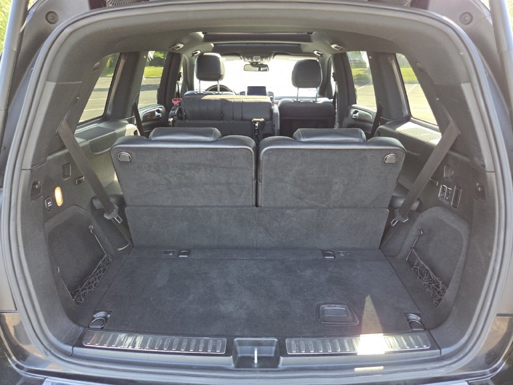 Used 2018 Mercedes-Benz GLS 450 4MATIC image 26