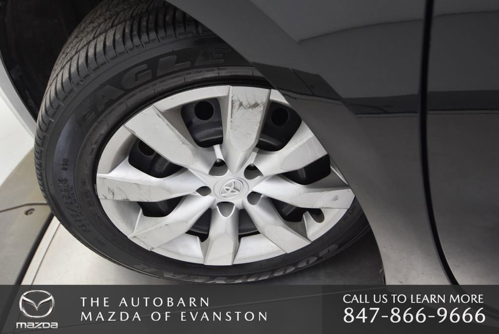 Used 2015 Toyota Corolla LE image 27