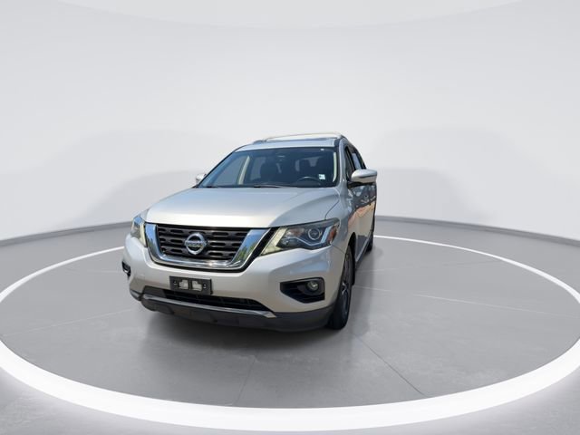 Used 2018 Nissan Pathfinder Platinum AWD/4WD image 3
