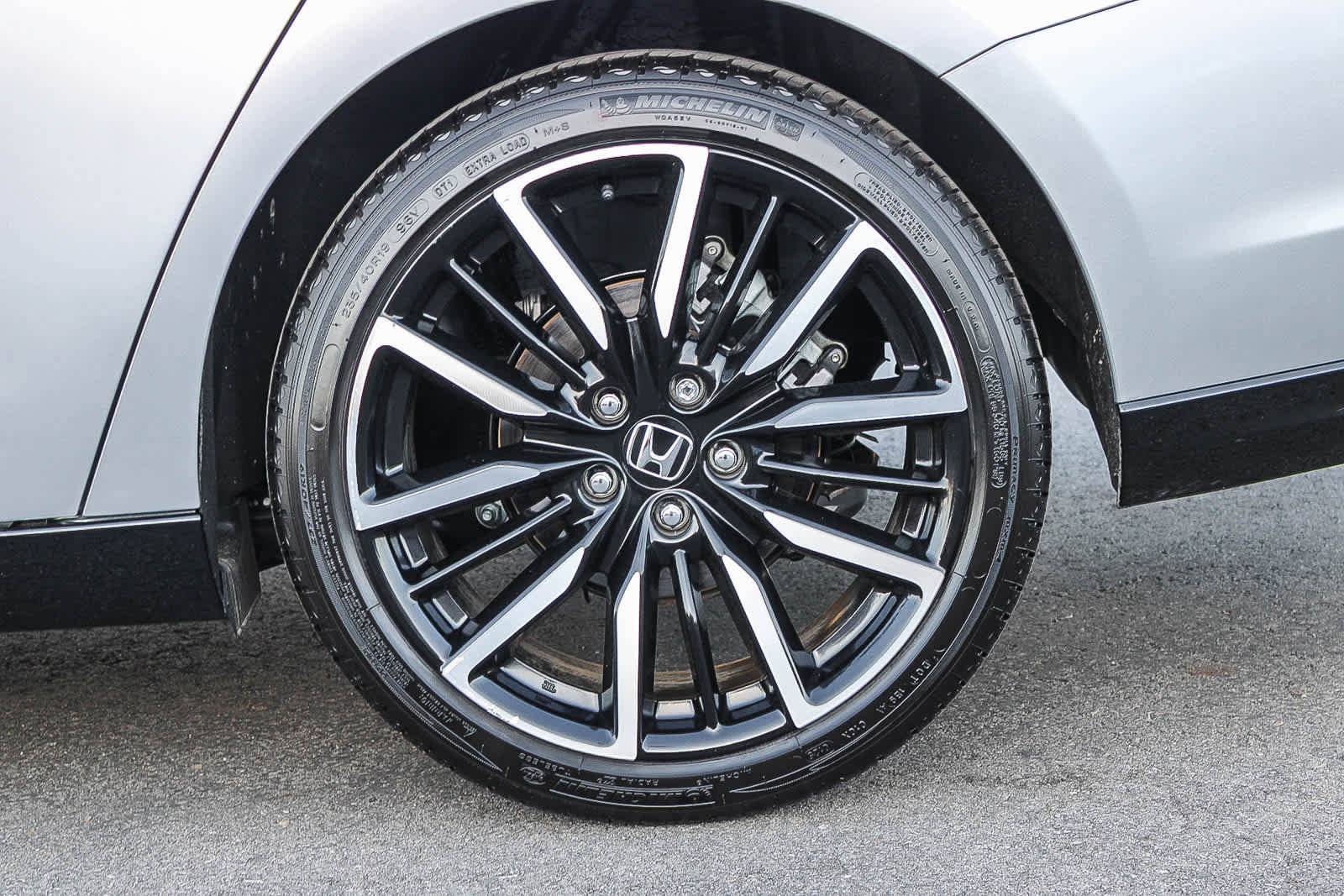 Certified 2025 Honda Accord Touring image 8