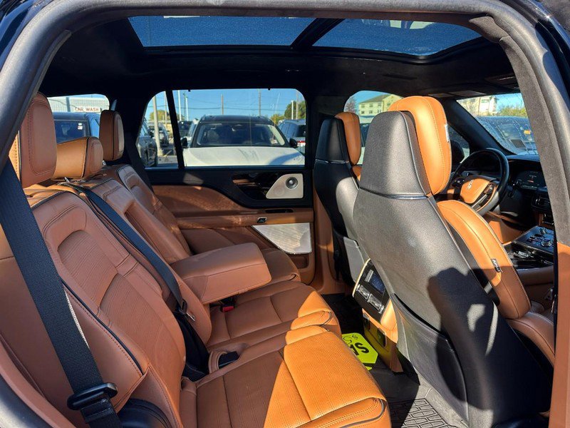 Certified 2023 Lincoln Aviator Black Label w/ Jet Package image 13