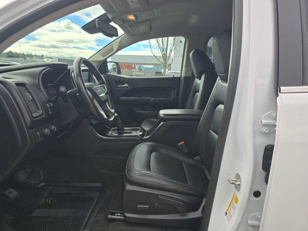 Used 2017 GMC Canyon SLT w/ Driver Alert Package image 9