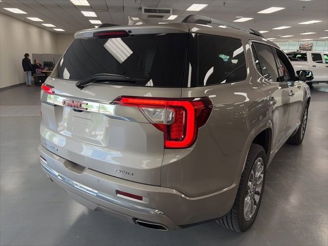 Used 2023 GMC Acadia Denali w/ Denali Technology Package AWD/4WD image 8