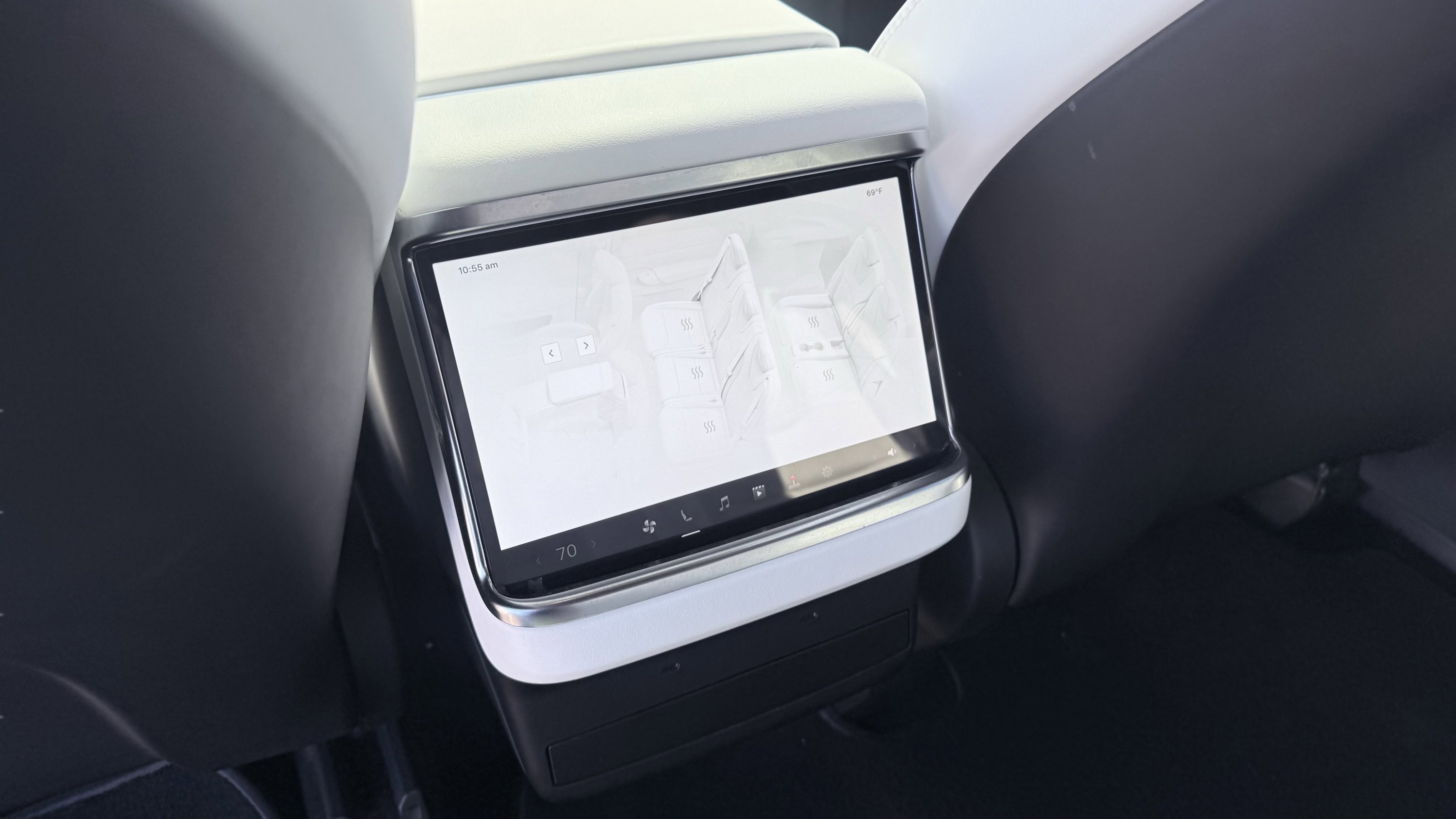 Used 2023 Tesla Model X image 52